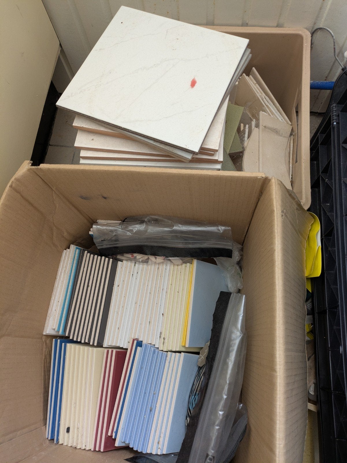 Diverse partij tegels - voor mozaïek GRATIS, Ophalen, Minder dan 20 cm, Minder dan 20 cm, 10 m² of meer