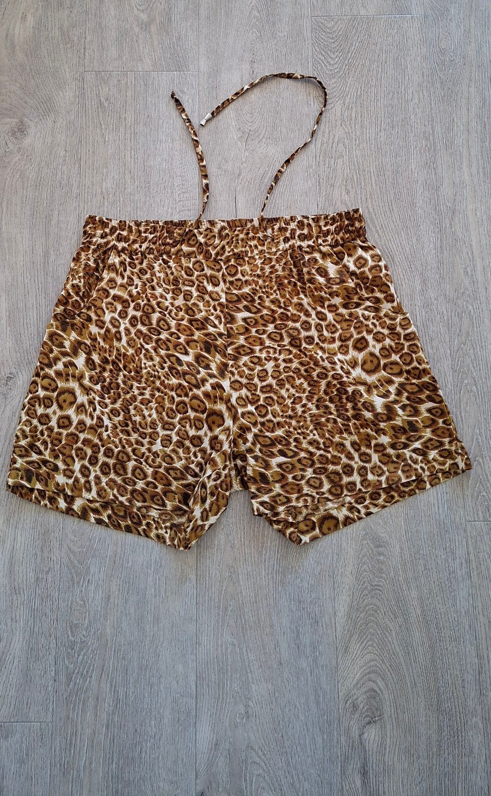 Toffe Geisha short maat XL / 42, Beige, Maat 42/44 (L), Ophalen of Verzenden, Zo goed als nieuw