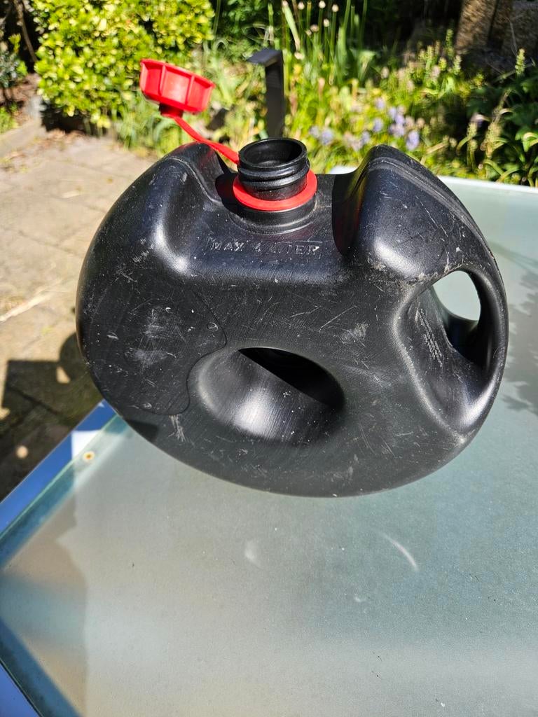 Jerrycan 4 liter, Ophalen of Verzenden, Gebruikt