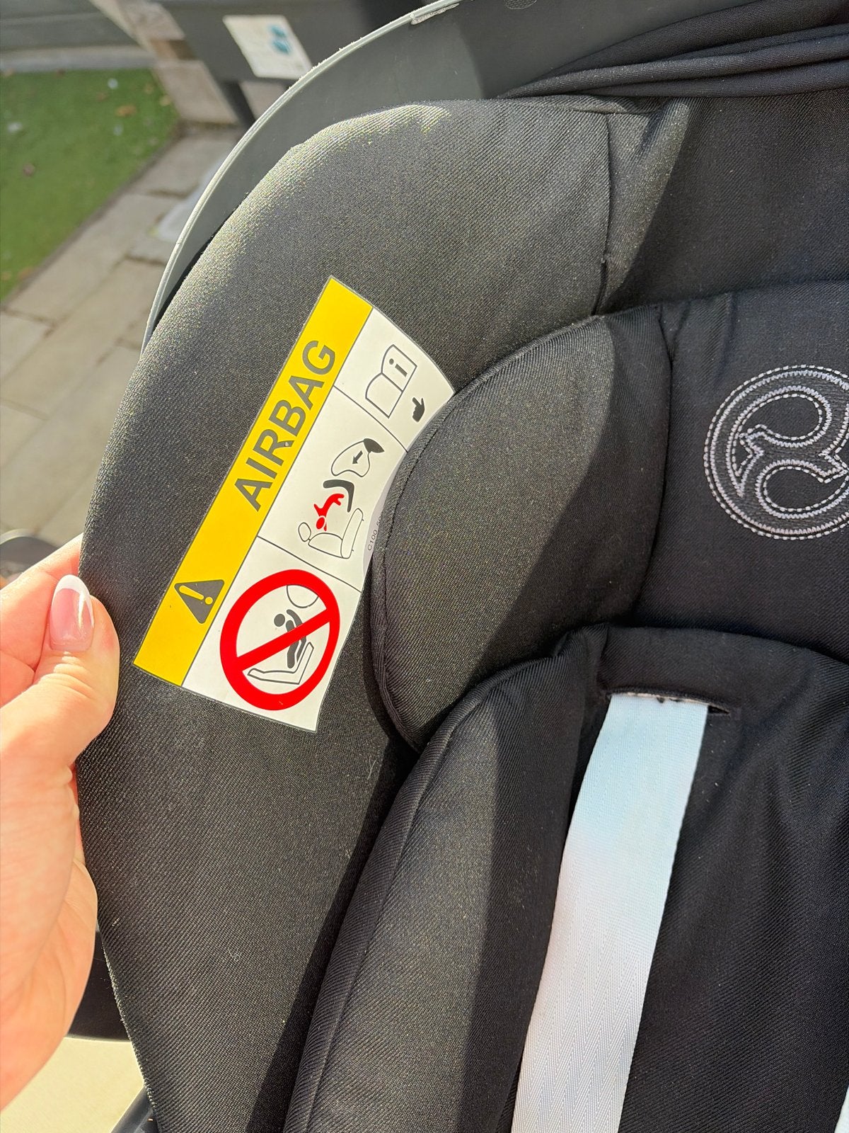 Foto 3 van Cybex Cloud T i-Size Platinum Autostoel - Ergonomisch Comfor