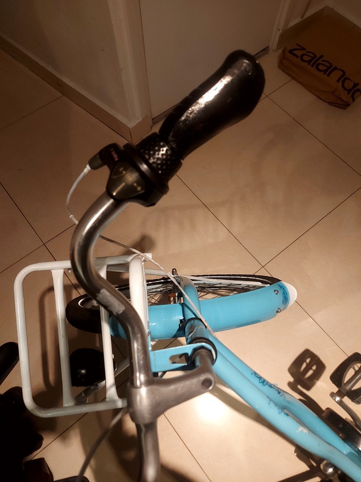Lichtblauwe stadsfiets met voordrager24 inch, Fietsen en Brommers, Gebruikt, Velgrem, Versnellingen, 50 tot 53 cm