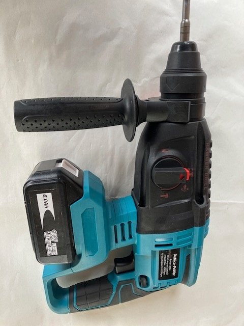 Foto 10 van Boor Hamer PROF 800W SDS 26MM past op Makita Accu 18V LXT