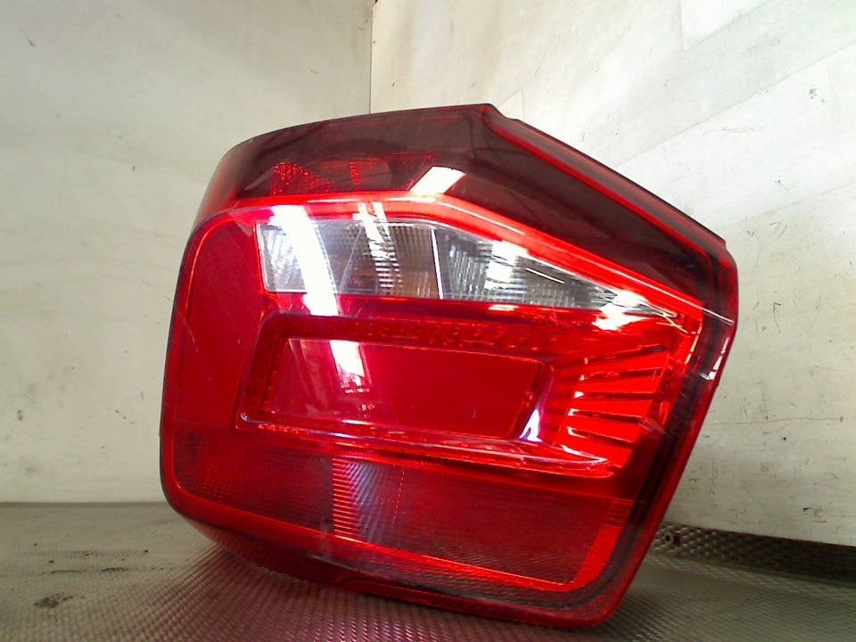 Achterlicht Rechts Audi Q2 (GAB/GAG) 2017 81A945070B, Gebruikt, Auto-Union-Straße  1, Ingolstadt 85057, , Duitsland, Info@audi.de