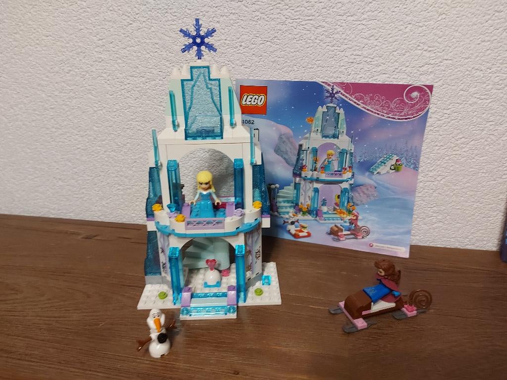 Elsa's fonkelende ijskasteel - 41062, Lego, Friends, Ophalen of Verzenden, Complete set
