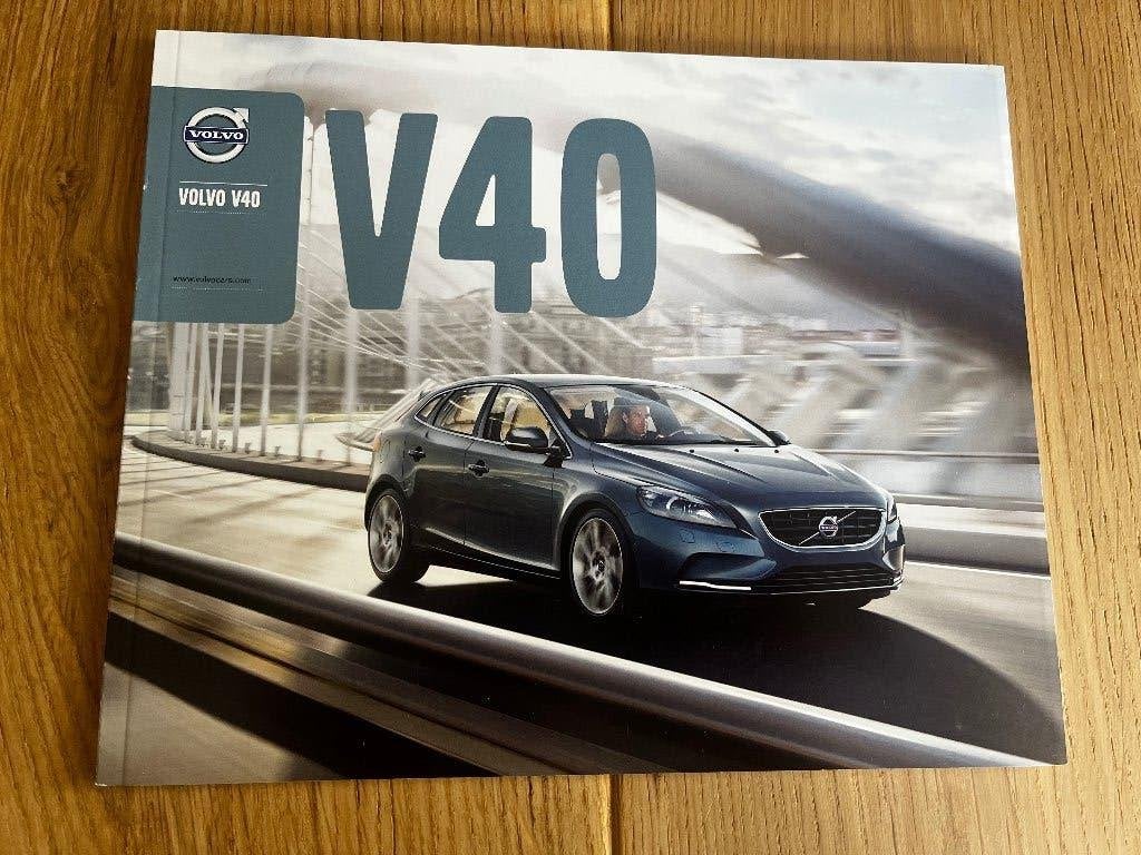 Volvo V40 autofolder 2013 brochure, Ophalen of Verzenden, Zo goed als nieuw, Volvo