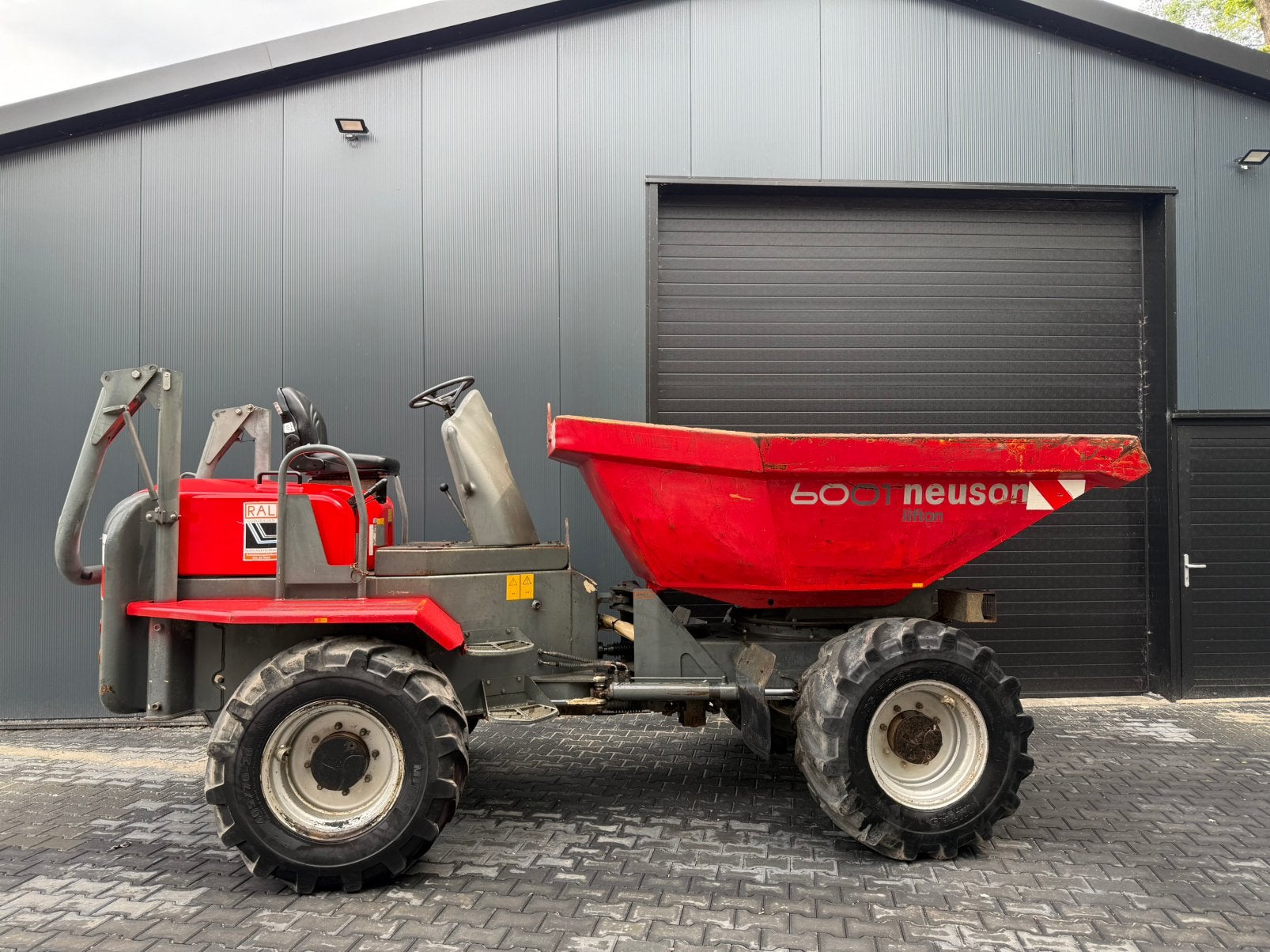 Dumper wacker neuson 6001, Ophalen