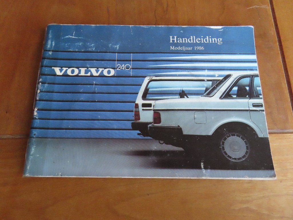 Instructieboek Volvo 240, 240 stationcar benzine 1985, Ophalen of Verzenden