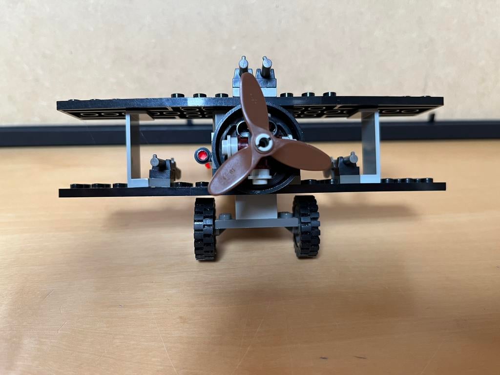 Twee sets met Lego vliegtuigen (6529 en 5928), Kinderen en Baby's, Speelgoed | Duplo en Lego, Ophalen of Verzenden, Zo goed als nieuw