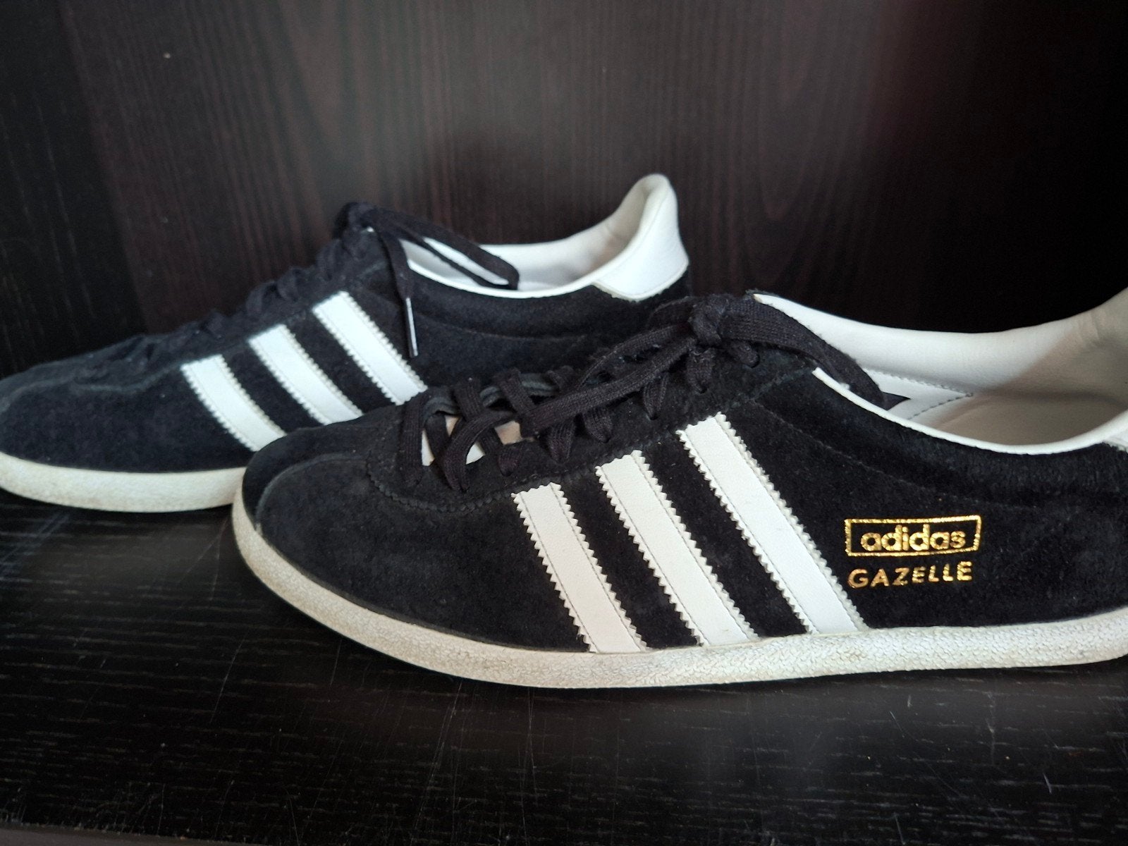 Adidas Gazelle sneakers - Zwart met witte strepen, Zwart, Ophalen of Verzenden, Sneakers of Gympen, Adidas