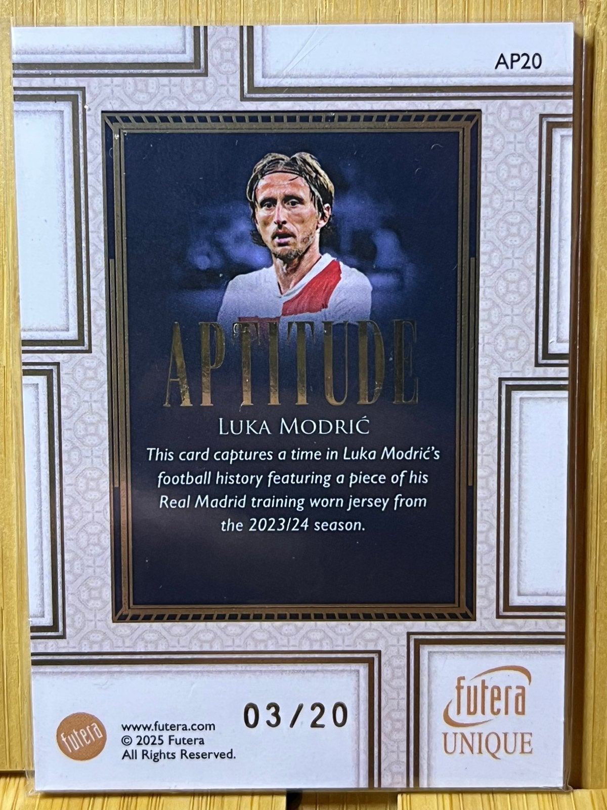 Luka Modric Futera Unique Aptitude Patch /20 Real Madrid, Ophalen of Verzenden, Nieuw, Buitenlandse clubs, Poster, Plaatje of Sticker