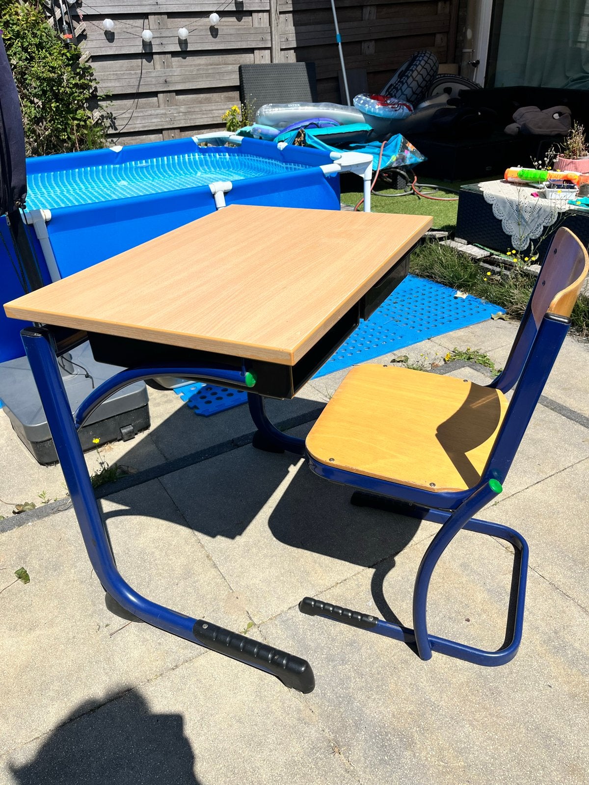 Kinder lessenaartje basisschool (groene stip), Kinderen en Baby's, Kinderkamer | Tafels en Stoelen, Ophalen, Gebruikt, Tafel(s) en Stoel(en)