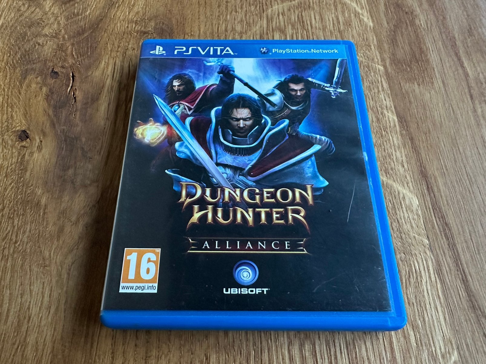 Dungeon Hunter Alliance, Playstation VITA, NIEUWSTAAT, 1 speler, Ophalen of Verzenden, Zo goed als nieuw, Role Playing Game (Rpg)