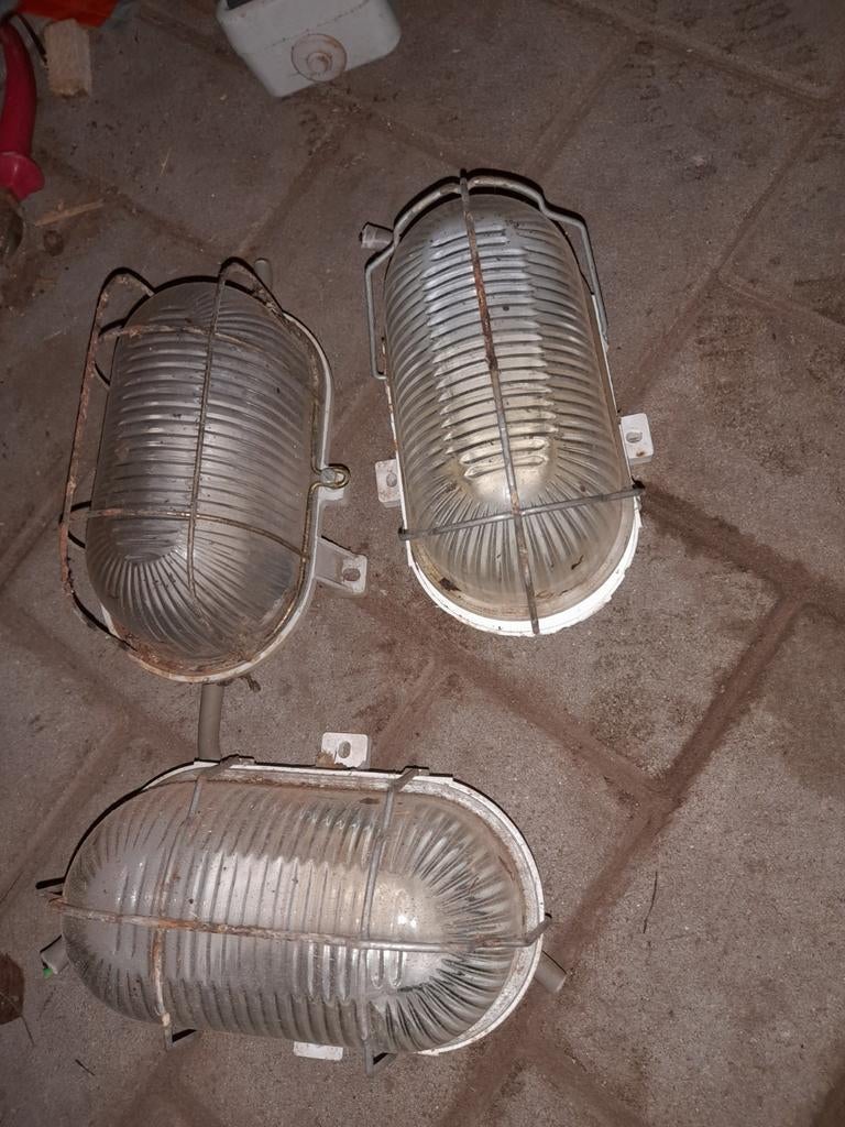 Stallamp, verlichting schuur, Ophalen of Verzenden, Gebruikt, Netvoeding, Minder dan 50 watt