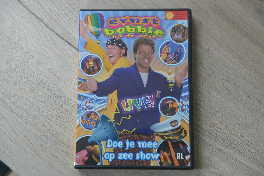 ERNST BOBBIE EN DE REST = LIVE DOE JE MEE OP ZEE SHOW, Cd's en Dvd's, Cd's | Kinderen en Jeugd, Verzenden, Zo goed als nieuw