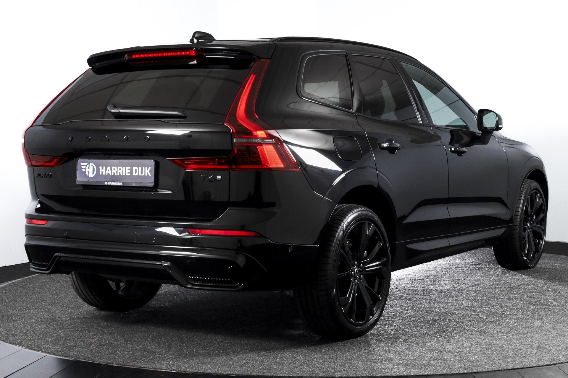 Volvo XC60 2.0 T6 Plug-in hybrid AWD Plus Black Edition | Ha, Automaat, 12 maanden, Gebruikt, Euro 6