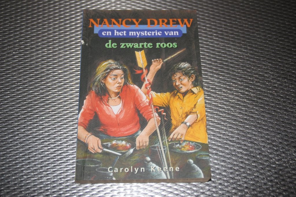nancy drew en het mysterie van de zwarte roos, Boeken, Ophalen of Verzenden, Gelezen, Carolyn keene