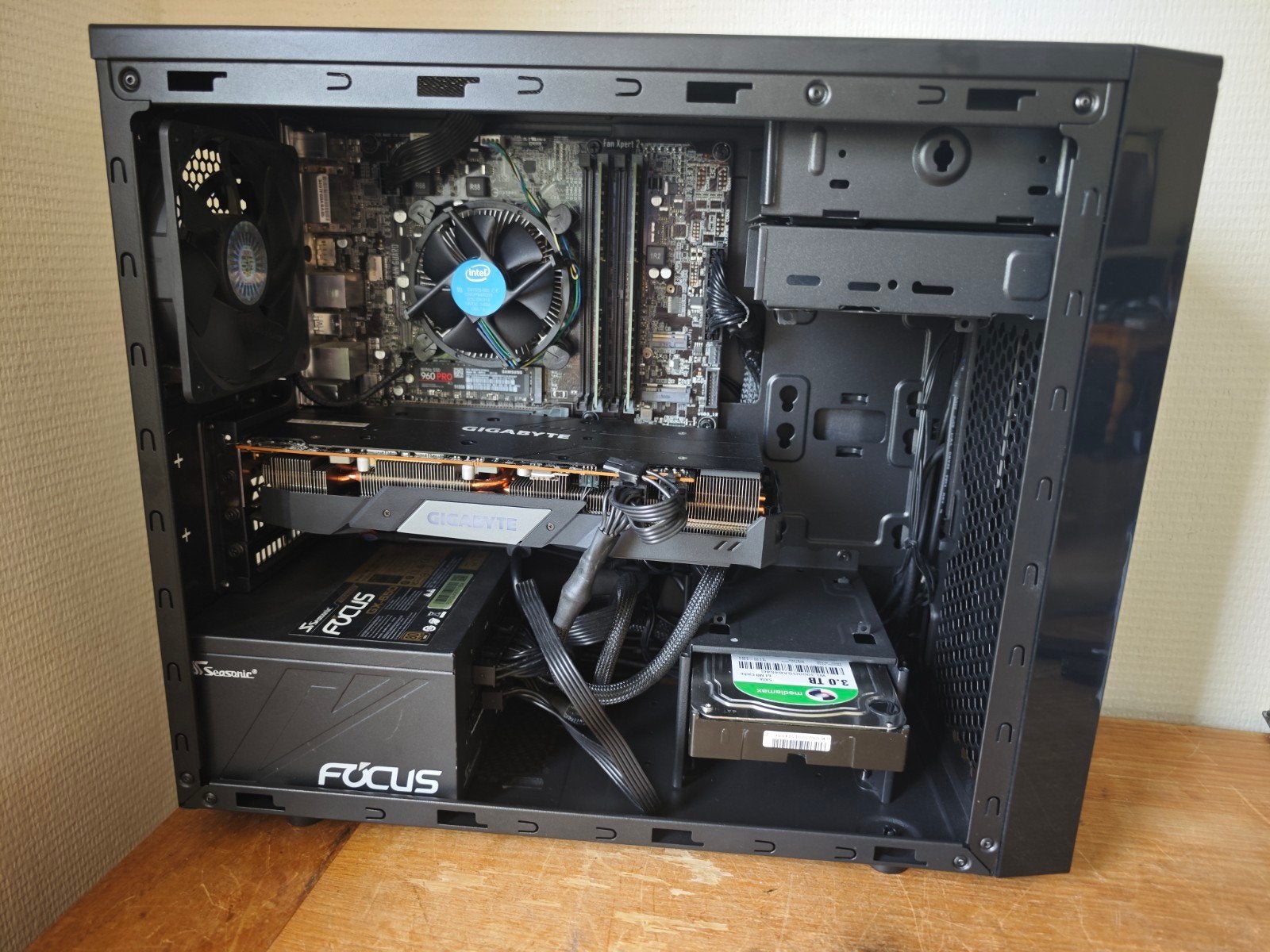 Game PC i7 7700 RX 5700 XT 32GB DDR4 500GB NVMe 3TB HDD W11, Computers en Software, I7 7700, 32 GB, Zelf gebouwde pc, Virtual Reality