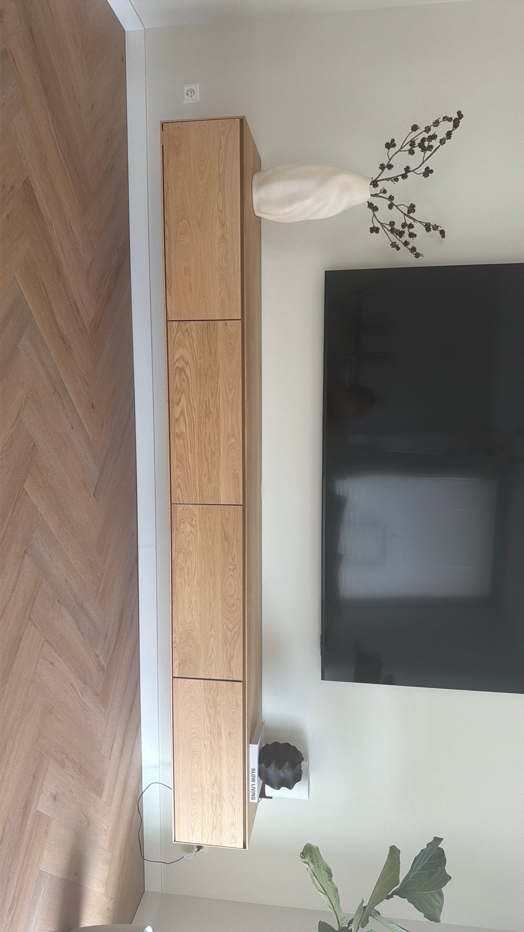 Eiken tv meubel, Ophalen