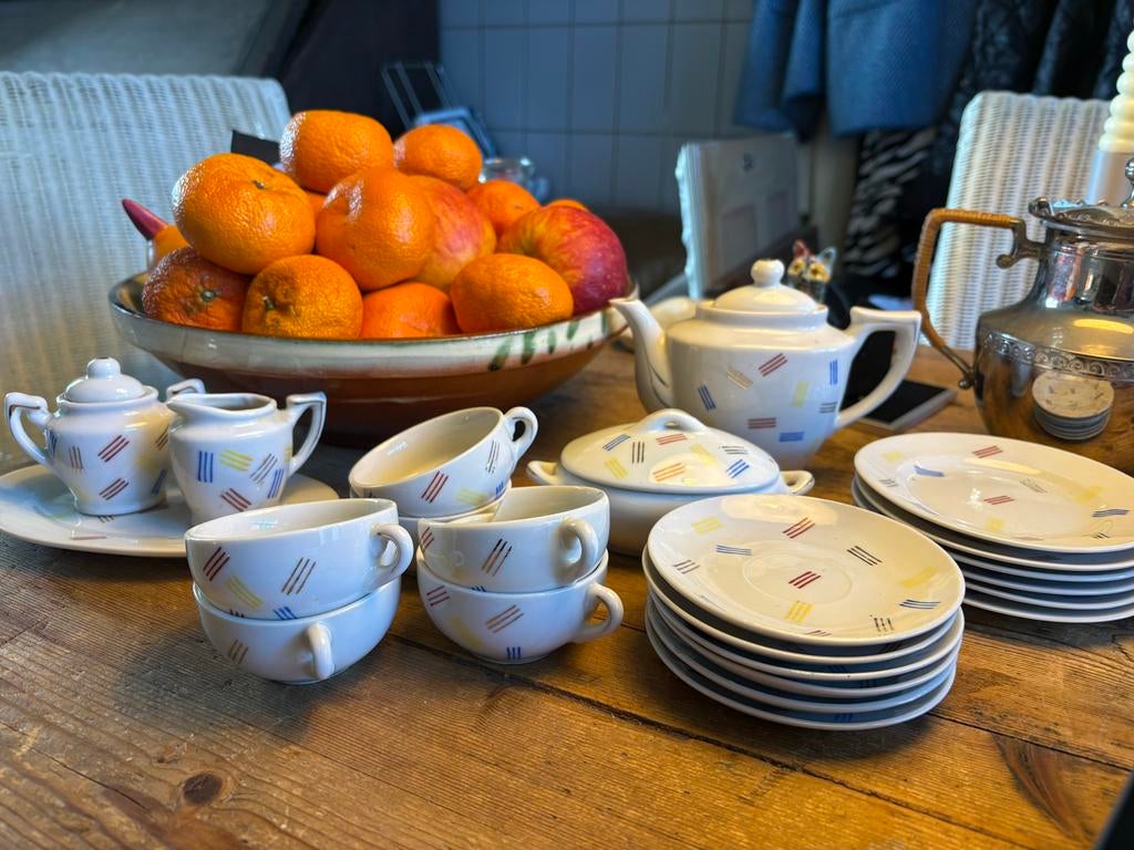 Mini theeservies - decoratief, kopje beschadigd, Ophalen of Verzenden
