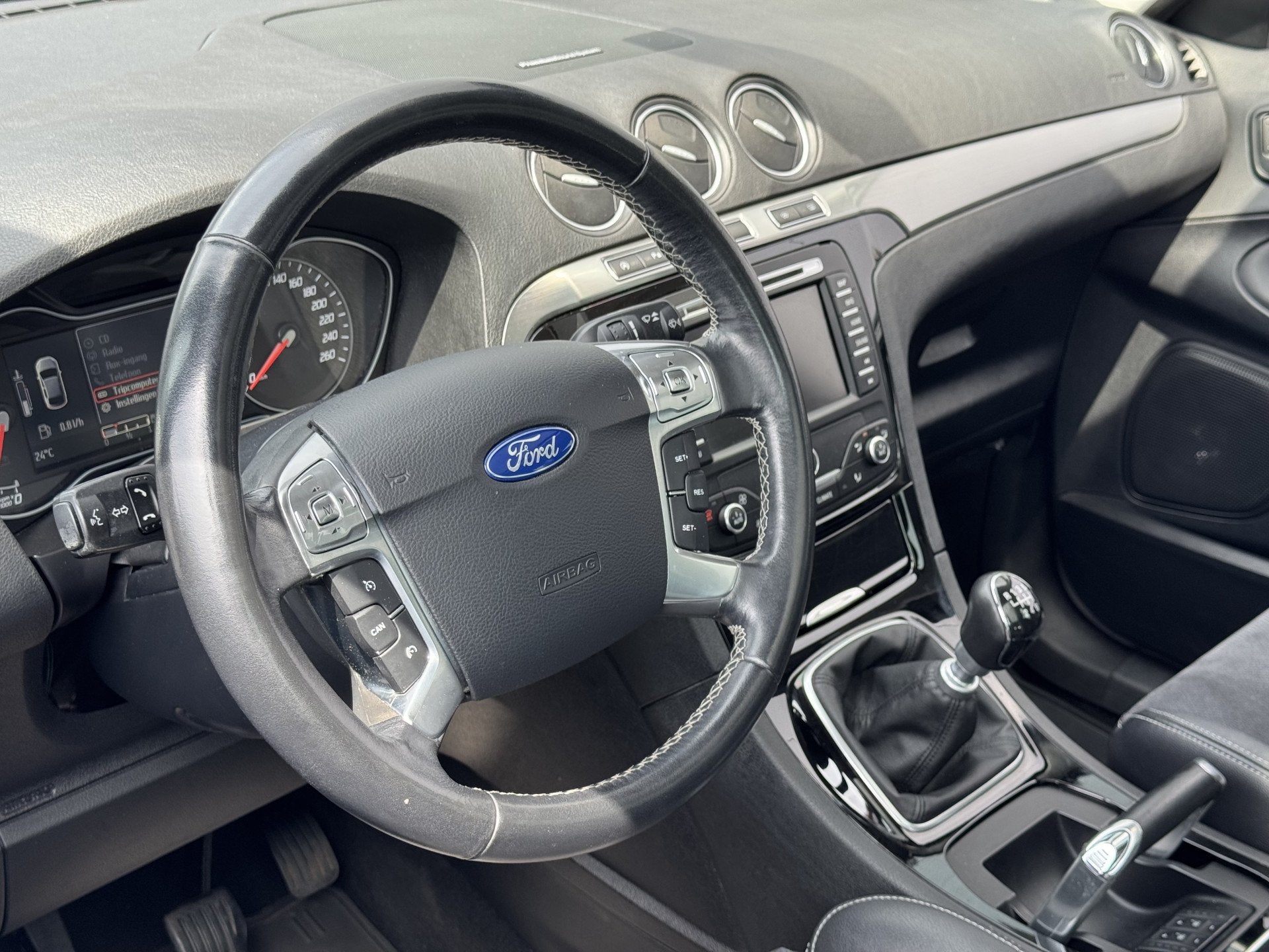 Ford S-Max 1.6 EcoBoost Platinum, Auto's, Ford, Voorwielaandrijving, Gebruikt, Zwart, 4 cilinders