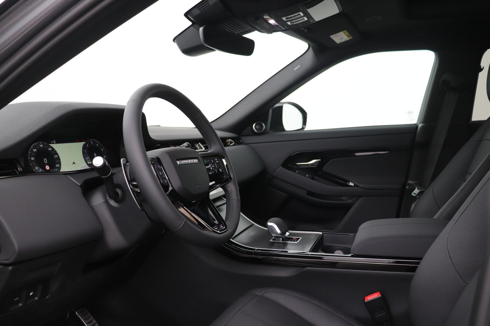 Land Rover Range Rover Evoque P270e Dynamic SE | Panoramadak, 15 kWh, Vierwielaandrijving, Hybride Elektrisch/Benzine, SUV of Terreinwagen