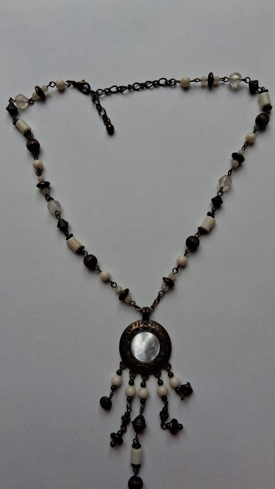 Vintage ketting met hanger en kralen, Overige materialen, Verstelbaar, Bruin, Verzenden