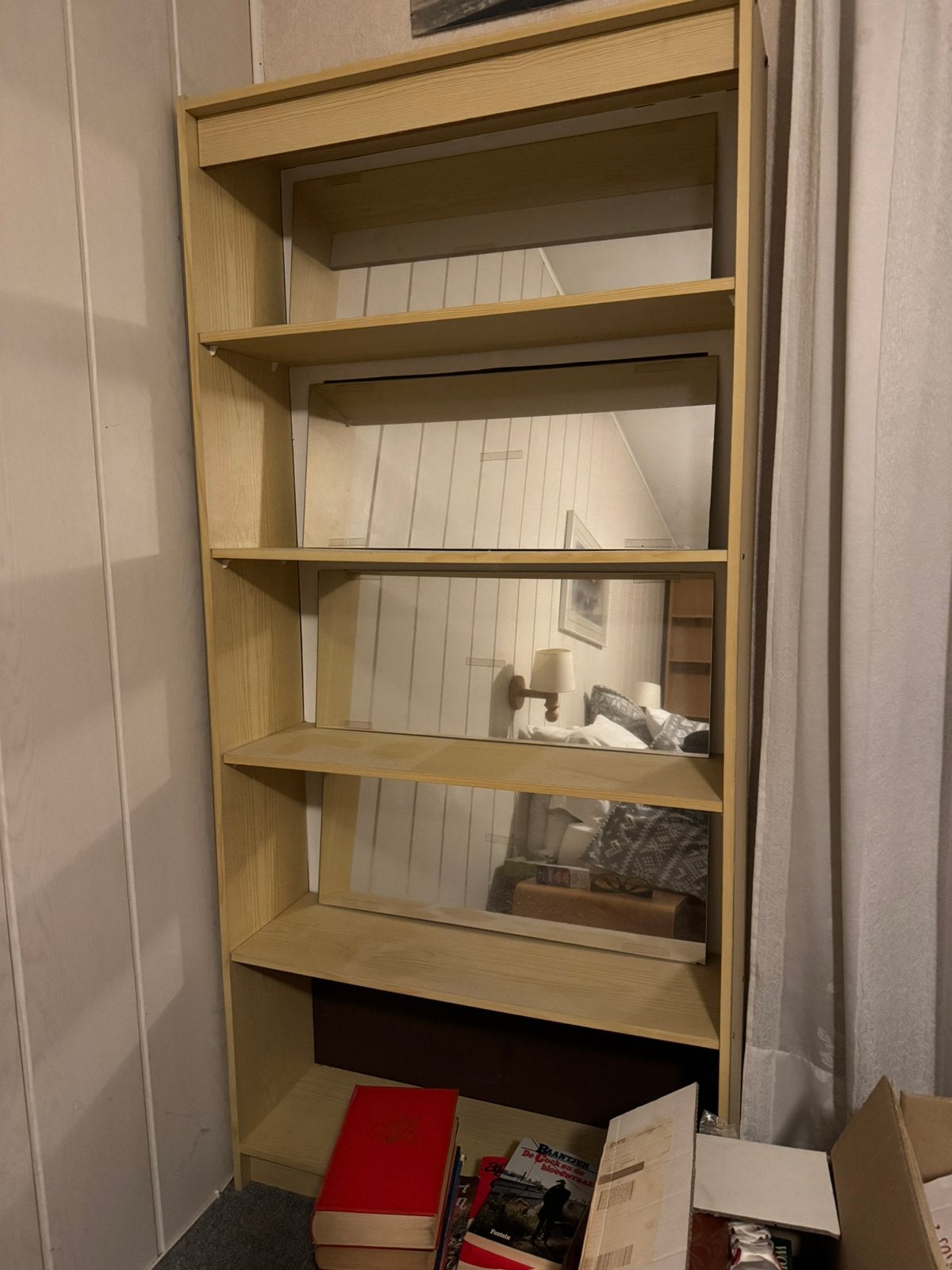 Boekenkast met licht essenhout fineer, Huis en Inrichting, Kasten | Stellingkasten, Ophalen, Gebruikt