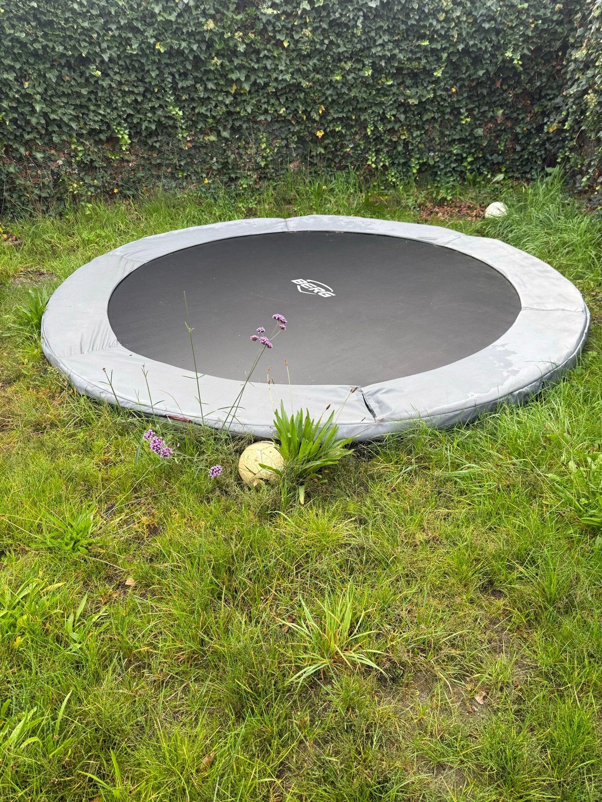 BERG trampoline 330 inground IZGS 2jaar oud OutdoorSpeelgoed, Ophalen, Gebruikt