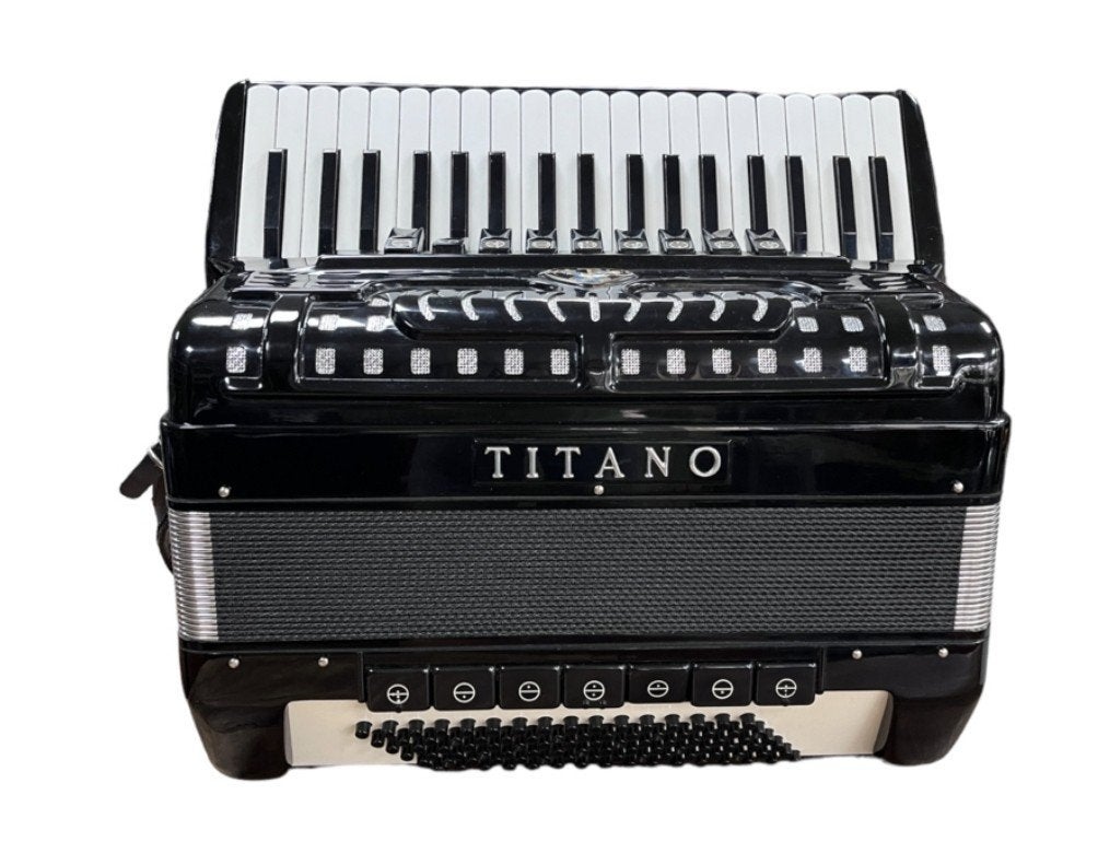 Titano Toetsaccordeon - converter, Muziek en Instrumenten, Gebruikt, Met koffer, Toetsaccordeon, 96-bas