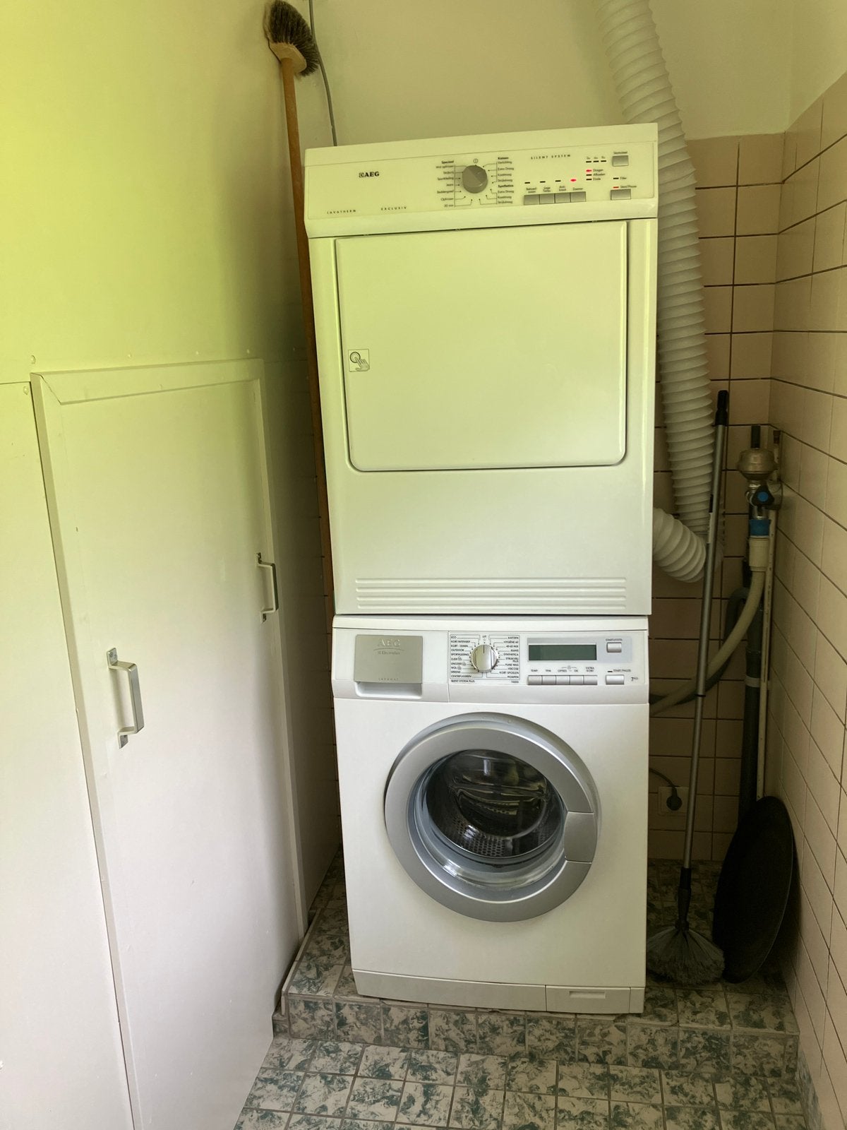 Wasmachine en droogtrommel, Witgoed en Apparatuur, Wasdrogers, Ophalen, 6 tot 8 kg, Gebruikt, Minder dan 85 cm