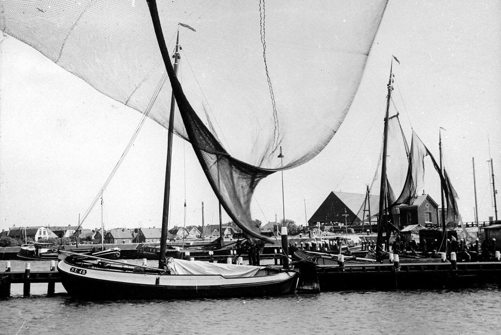 stavoren, Foto, Ophalen of Verzenden, Zo goed als nieuw, Voor 1940