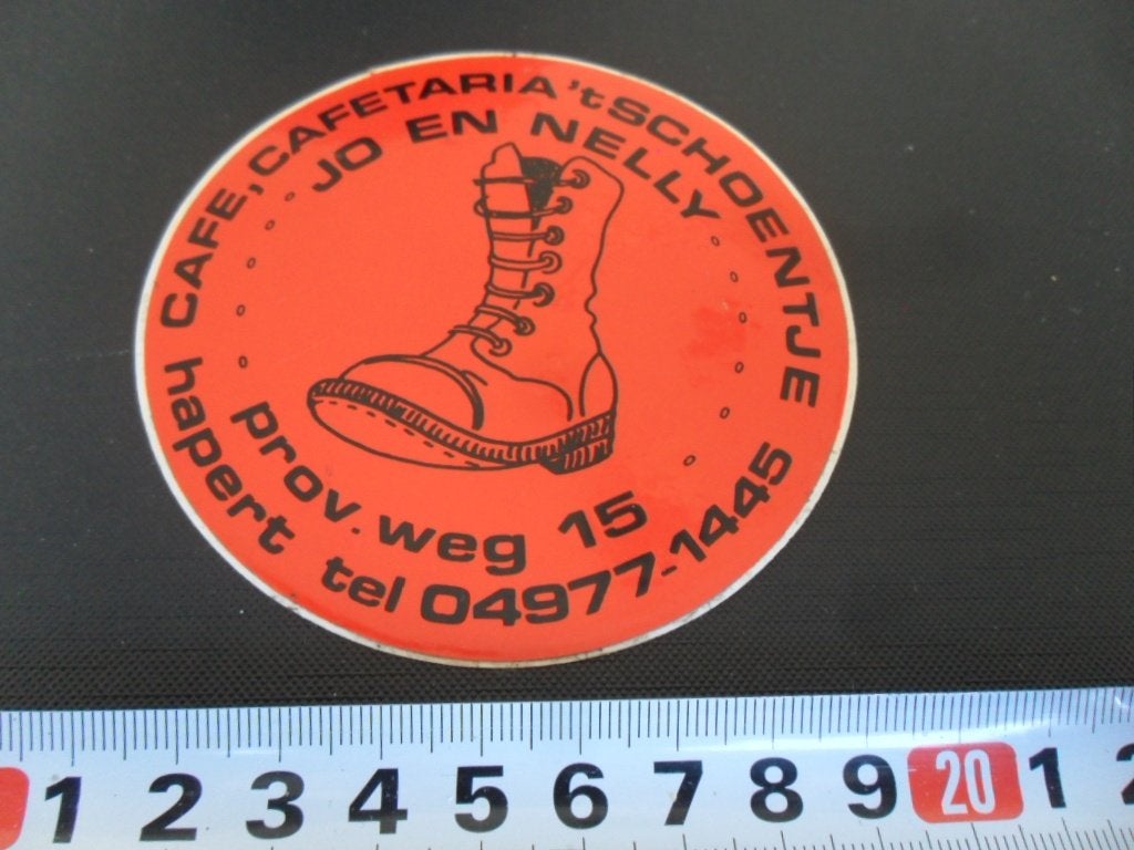 sticker Hapert Cafe Cafetaria 't Schoentje Jo en Nelly, Verzamelen, Stickers, Ophalen, Zo goed als nieuw