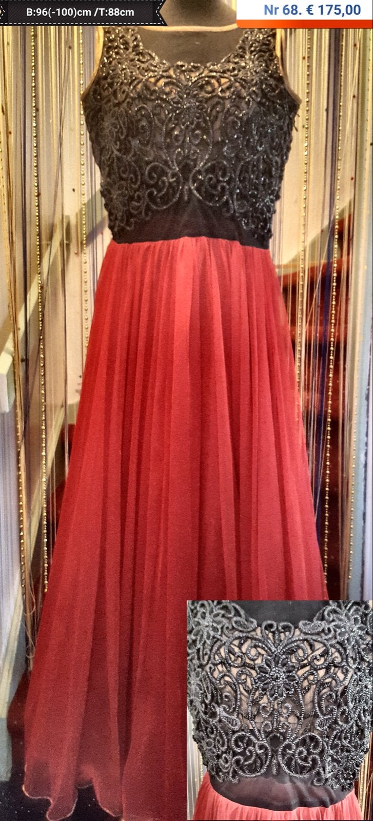 Elegante avondjurk met kanten top en rode tule rok, Maat 38/40 (M), Zwart, Nieuw, Ophalen of Verzenden