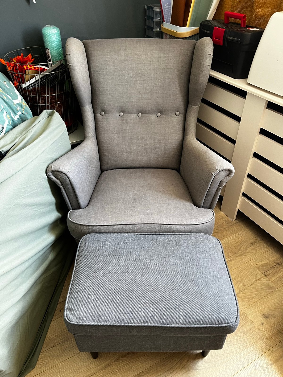 Ikea Strandmon oorfauteuil incl voetenbank, Ophalen, Gebruikt, 75 tot 100 cm