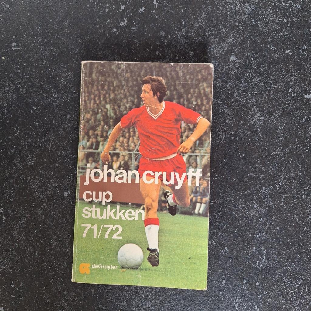 Cruyff boekje, Verzamelen, Ophalen