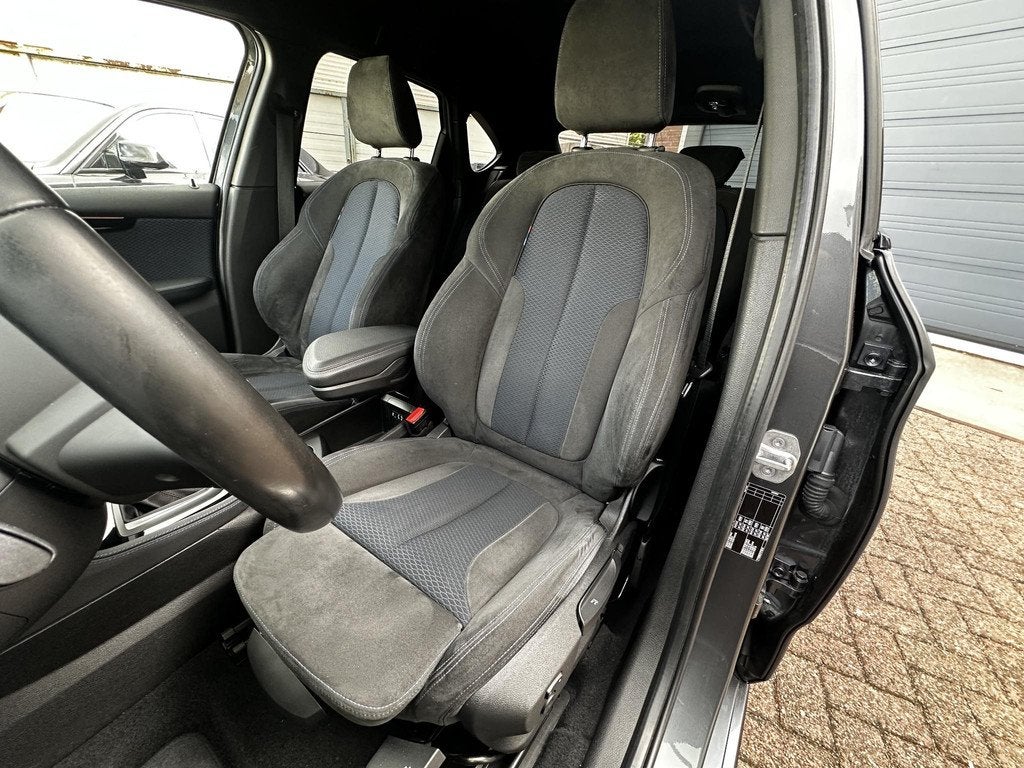 BMW 2-serie Active Tourer 220i M Sport, Auto's, BMW, 1998 cc, 730 kg, Euro 6, Alcantara