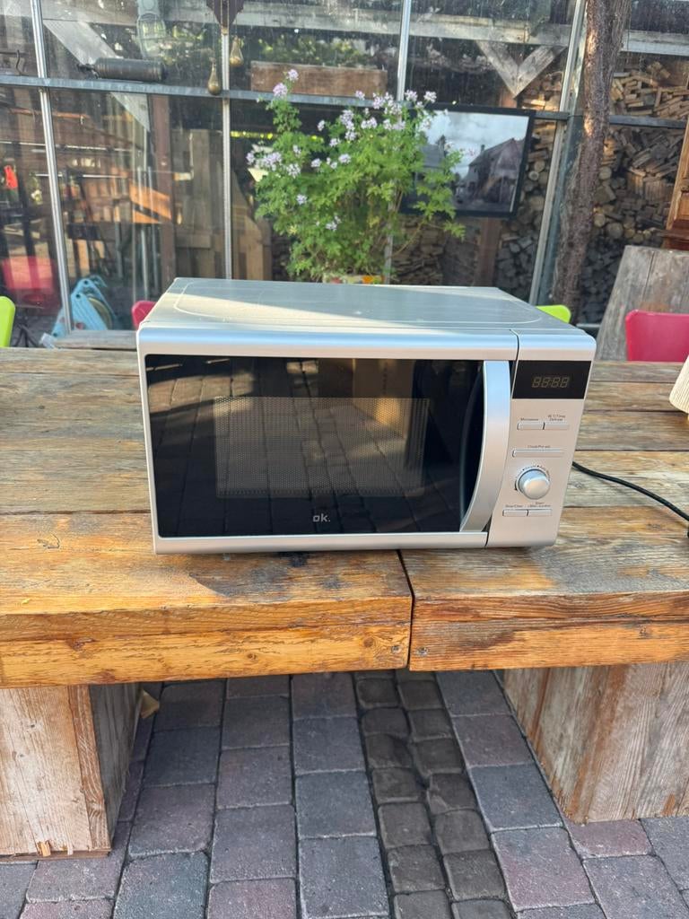 OK. Magnetron - zo goed als nieuw, Witgoed en Apparatuur, Magnetrons, Ophalen, Zo goed als nieuw