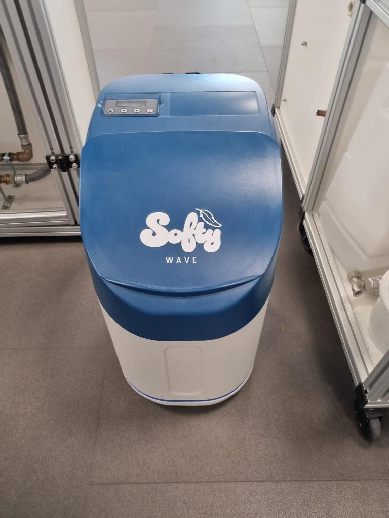 Softy-Wave waterontharder+installatie, Witgoed en Apparatuur, Ophalen, Nieuw, Waterontharder met zout