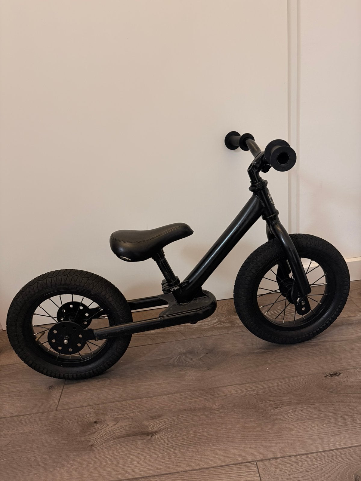 Foto 2 van Trybike loopfiets zwart zo goed als nieuw