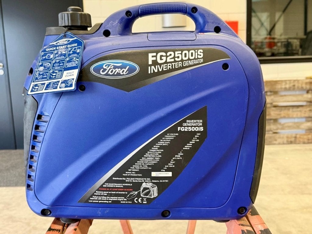 FORD INVERTER GENERATOR FG2500iS - Ongebruikt, Ophalen, Nieuw, Minder dan 5 kVA, Benzine