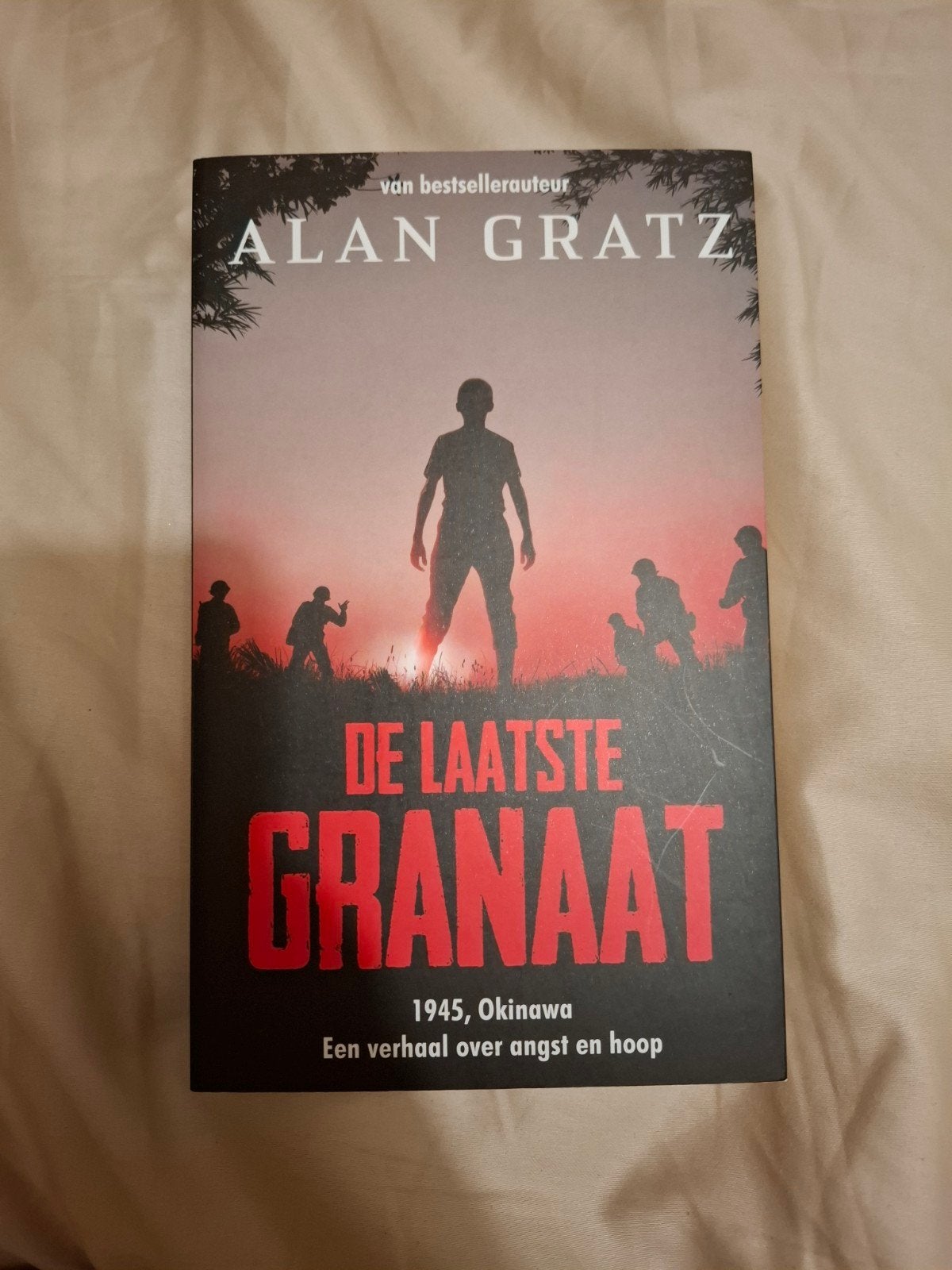 De Laatste Granaat - Alan Gratz (1945, Okinawa), Boeken, Tweede Wereldoorlog, Nieuw, Ophalen of Verzenden, Alan Gratz