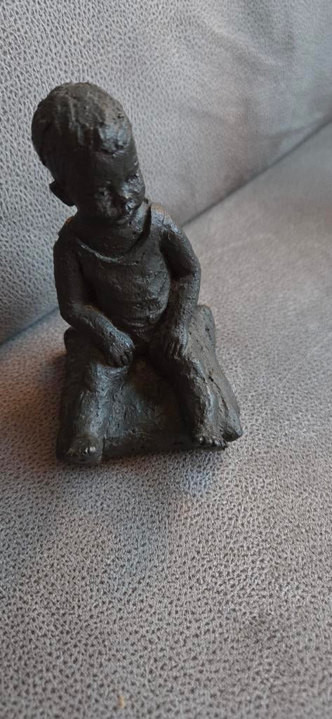 Geert Kunen - Zittend kindjes - Bronskleurig beeldjes, Overige onderwerpen, Minder dan 20 cm, Ophalen of Verzenden, Beeld