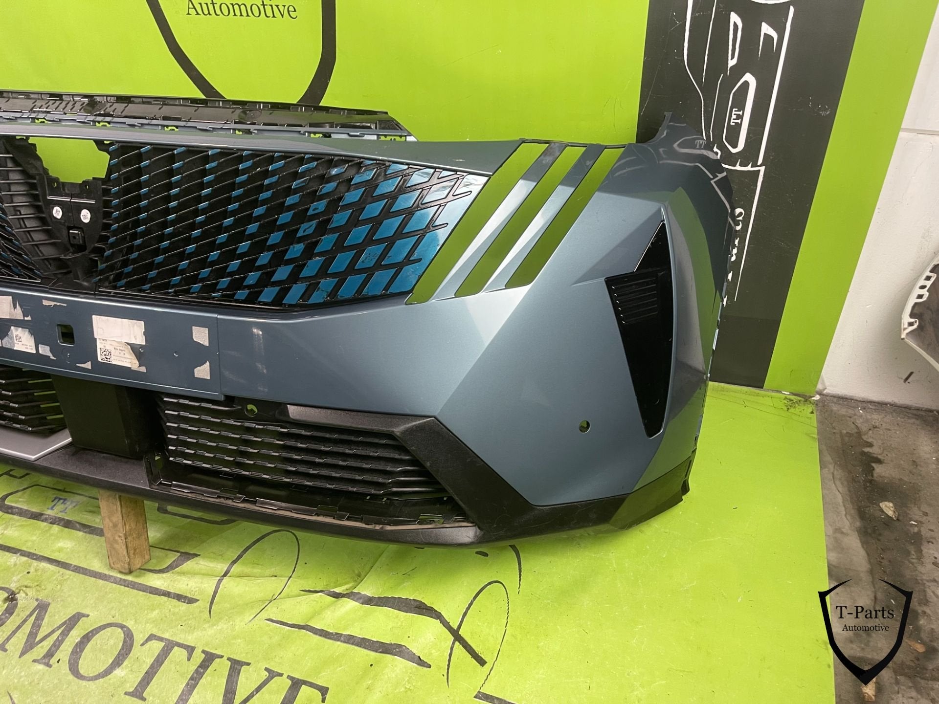peugeot 3008 voorbumper bumper 2024+, Info@fabrikant.eu, Ophalen of Verzenden, Bumper, Fabrikant BV
