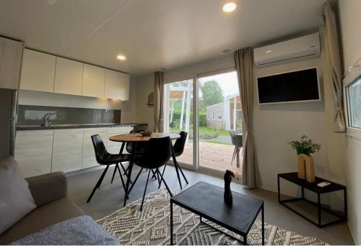 Chalet te koop €80.000 (Dordrecht) Luxe 4-persoons Tiny Hous, Ophalen of Verzenden