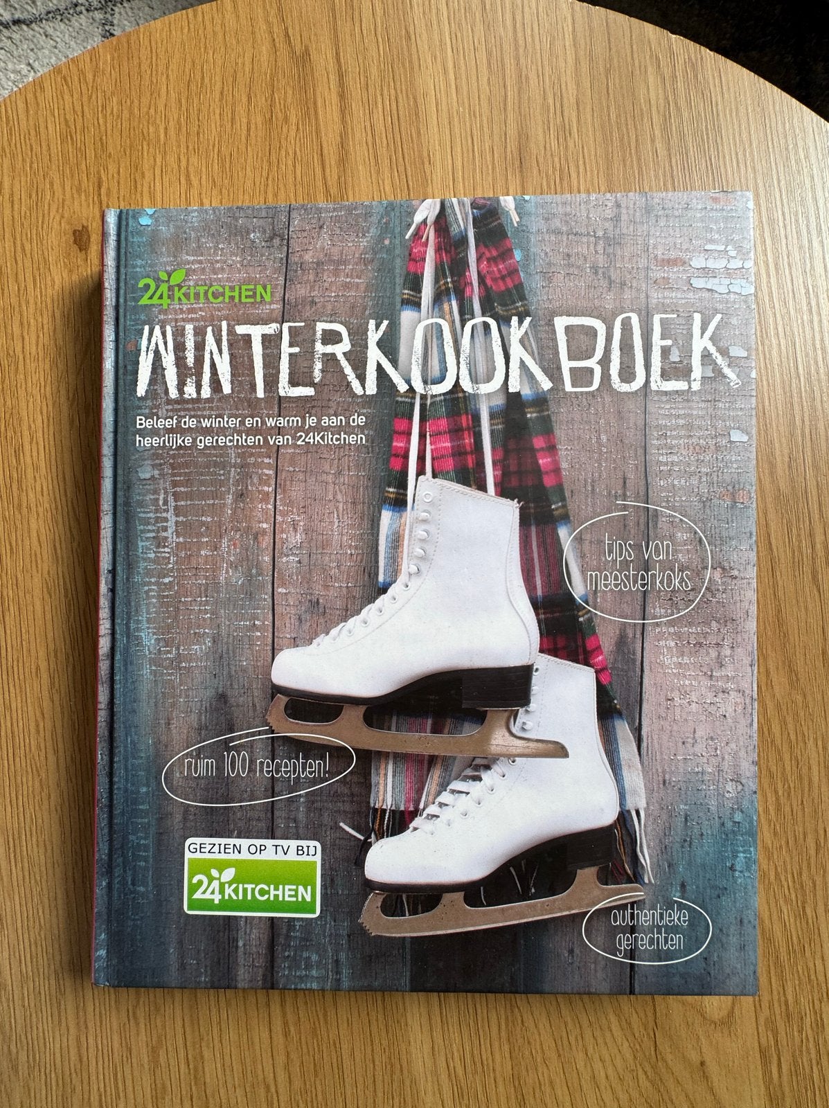 24Kitchen Winterkookboek - Heerlijke winterrecepten, Boeken, Ophalen of Verzenden, Zo goed als nieuw, Overige gebieden, Hoofdgerechten
