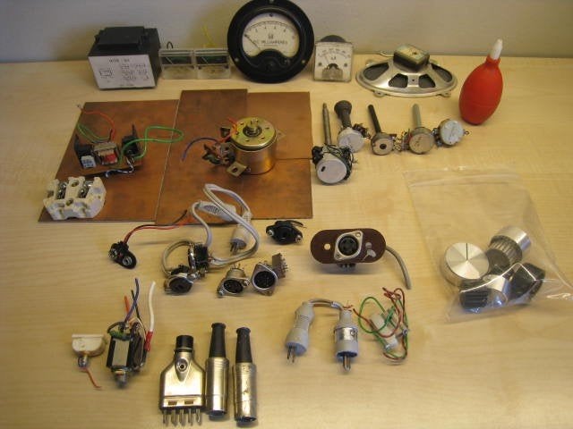 Elektronica materiaal : transfo, amp meter, motor, potmeters, Ophalen, Nieuw