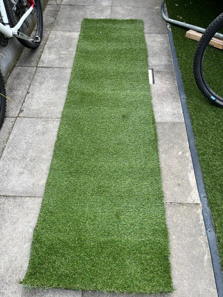 Kunstgras reststuk 66x 250cm, Ophalen of Verzenden, Zo goed als nieuw, Minder dan 10 m², Kunstgras