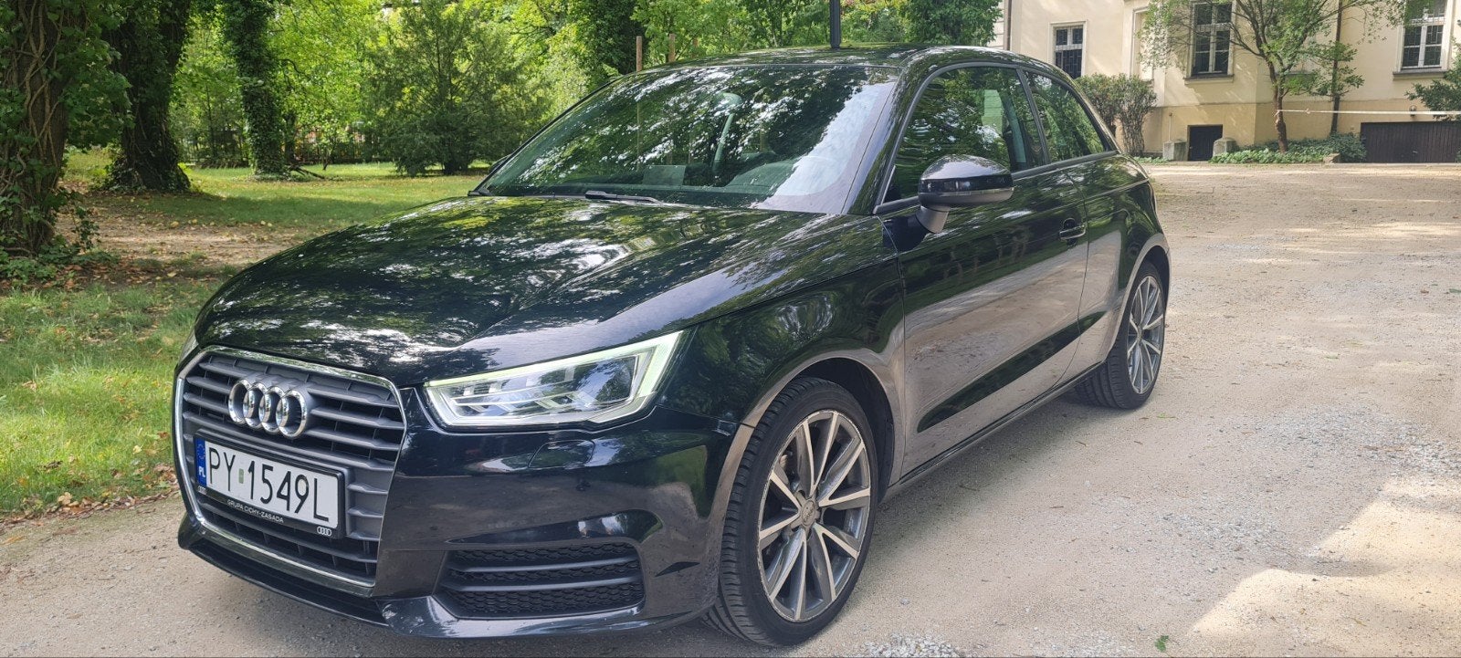 Audi A1 1.0 Tsfi 2017 FULL LED 17 INCH, Voorwielaandrijving, A1, Zwart, Handgeschakeld