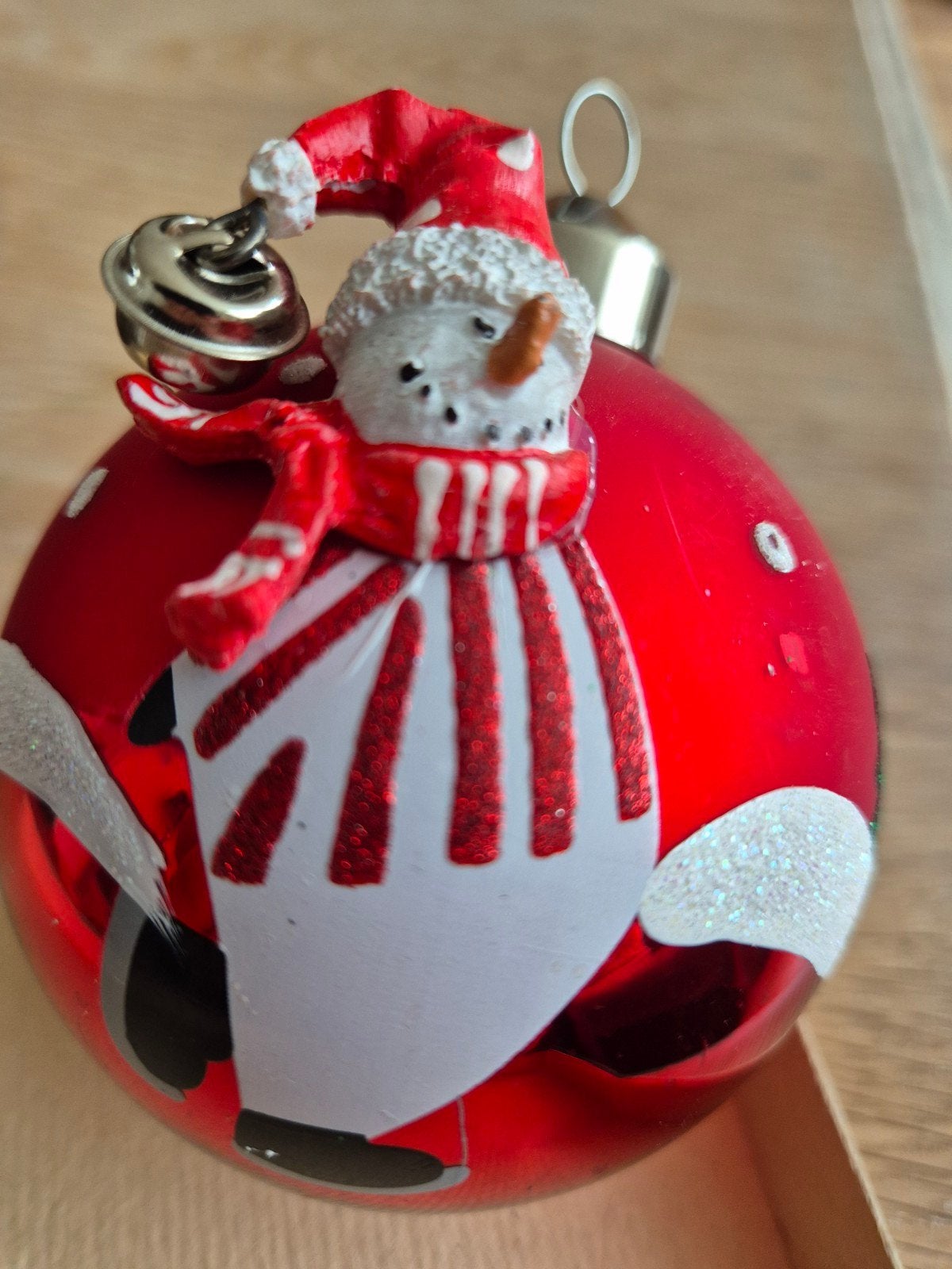 kerstbal met sneeuwpop / echt werkend belletje, Ophalen of Verzenden