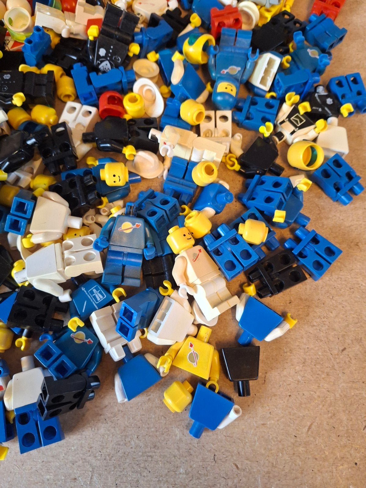 Lego Partij B-keus poppetjes. Jaren 80, Lego, 33 Bath Road, Slough, UK, Lego, Ophalen of Verzenden